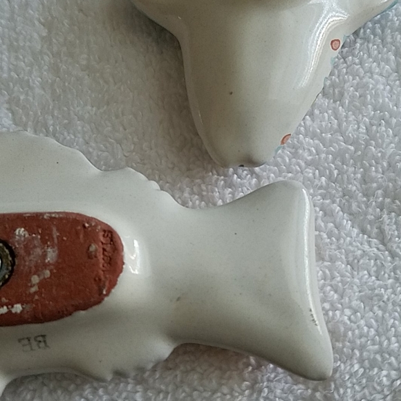 Mackenzie Childs set of 2 fish shaped drawer pulls - Picture 5 of 6